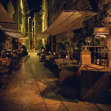 Готель Diocletian Palace Experience Adults Only 4*