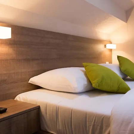 Готель Diocletian Palace Experience Adults Only Спліт